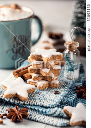 Cinnamon stars cookies, traditional german zimtsterne. Cinnamon stars cookies, traditional german zimtsterne. 83095186