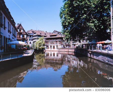 法國斯特拉斯堡病河和法國小街 83096006