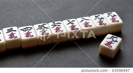 Mahjong 83096997