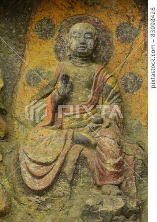 Jizo Bodhisattva Half-Buddhist Statue (Hoki Stone Buddha 1st Group (Dogasako Stone Buddha) 4th National Treasure Usuki Stone Buddha / Usuki City, Oita Prefecture) Jizo Bodhisattva Half-Buddhist Statue (Hoki Stone Buddha 1st Group (Dogasako Stone Buddha) 4th National Treasure Usuki Stone Buddha / Usuki City, Oita Prefecture) 83098428