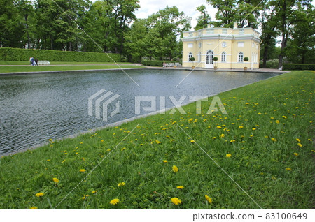 Russia, St. Petersburg, Catherine Palace, Ekaterina Park, bathtub above Russia, St. Petersburg, Catherine Palace, Ekaterina Park, bathtub above 83100649