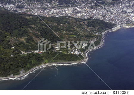從門川農業公園附近的天空鳥瞰湯河原站 從門川農業公園附近的天空鳥瞰湯河原站 83100831