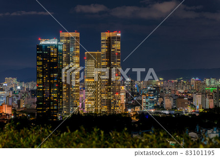 Seoul night cityscape view, South Korea travel Seoul night cityscape view, South Korea travel 83101195