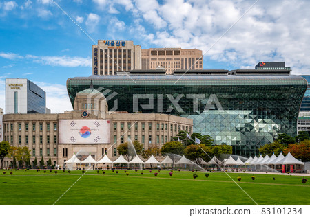 Seoul City Hall governmental building in South Korea 83101234