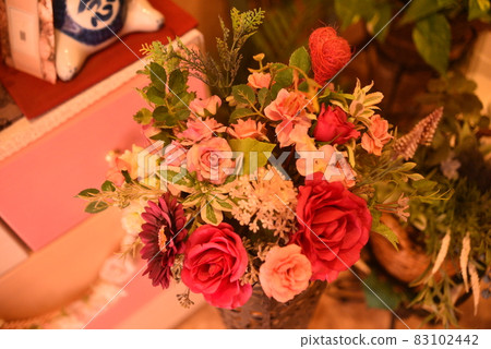 Flower top arrangement accessories