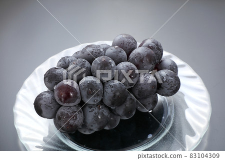 Grape Grape 83104309