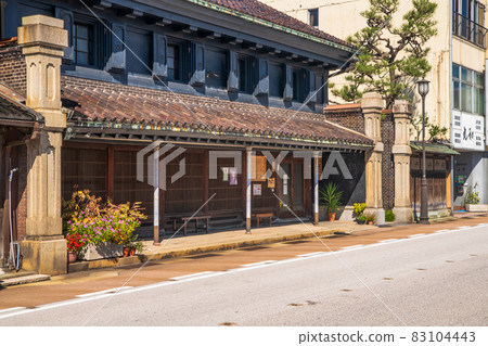 Townscape of Yamamachisuji, Takaoka City, Toyama Prefecture 83104443