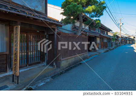 Townscape of Yoshihisa, Takaoka City, Toyama Prefecture 83104931