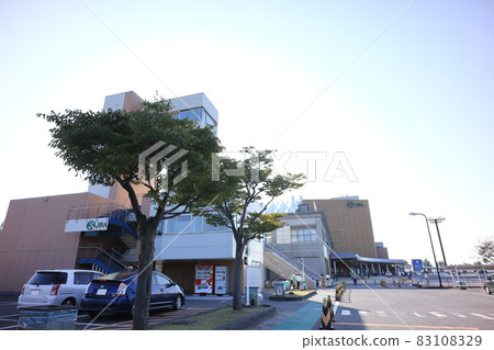 新潟賽馬場外觀 83108329