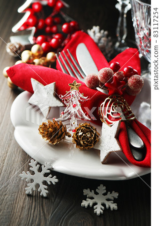 Christmas table setting 83117254