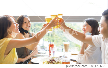 Happy people drinking beer restaurant face mask Happy people drinking beer restaurant face mask 83121638