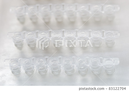 A set of glass tubes for samples. Laboratory chemical equipment. A set of glass tubes for samples. Laboratory chemical equipment. 83122704