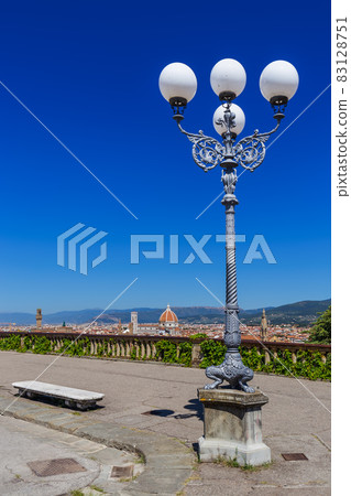 Florence cityscape - Italy 83128751