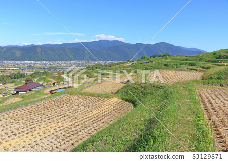 Obasute Tanada 秋景 Obasute Tanada 秋景 83129871