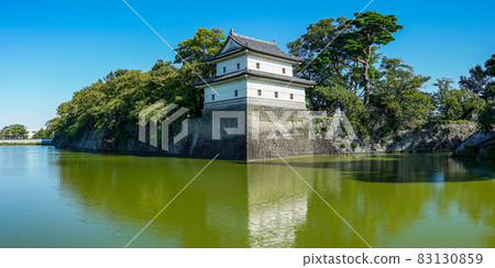 From the clear Shibata Castle Ruins Park to Shibata Castle Ninomaru Corner Tower (Shibata City, Niigata Prefecture) 83130859