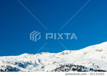 Ski resort Ski resort 83131403