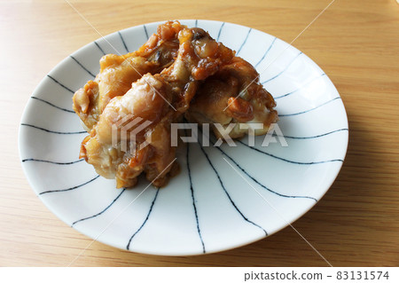鮮煮雞、煨雞翅、雞菜 鮮煮雞、煨雞翅、雞菜 83131574