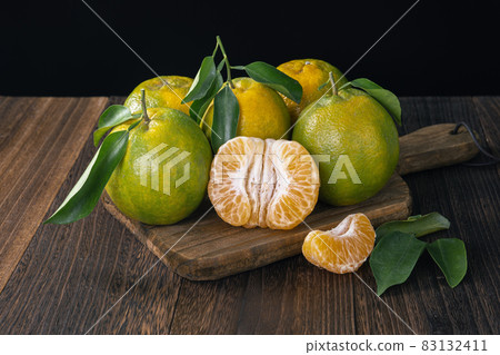 橘子 農業 木板 蜜柑 Tangerine wooden background 蜜柑 みかん 橘子 農業 木板 蜜柑 Tangerine wooden background 蜜柑 みかん 83132411