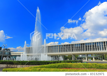 【廣島縣】晴天下的廣島和平紀念館本館 【廣島縣】晴天下的廣島和平紀念館本館 83132971