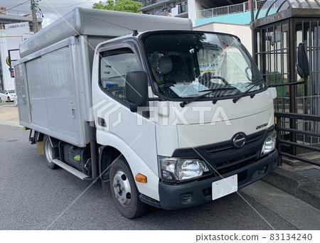 Hino Dutro first generation bending service car Hino Dutro first generation bending service car 83134240