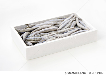 Kibinago (frozen) 83134902