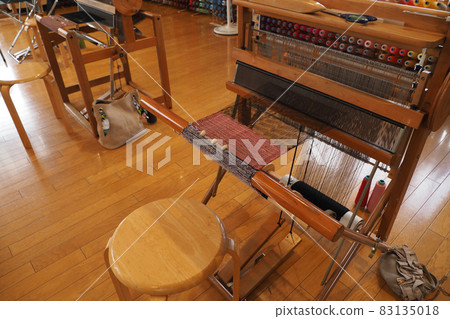 Hata weaving machine 83135018