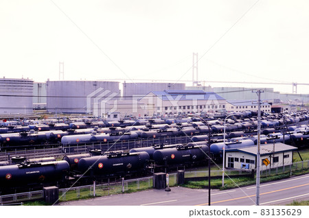 1998 Looking at the oil refinery from Route 37 of Muroran City 1998 Looking at the oil refinery from Route 37 of Muroran City 83135629