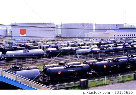 1998 Looking at the oil refinery from Route 37 of Muroran City 1998 Looking at the oil refinery from Route 37 of Muroran City 83135630