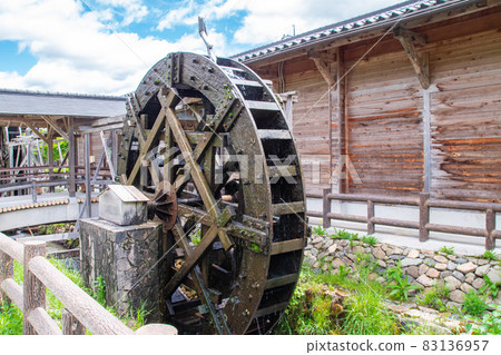 Yumesuki Park's grandchildren's grandchildren's waterwheel, Shingou, Niimi City, Okayama Prefecture 83136957
