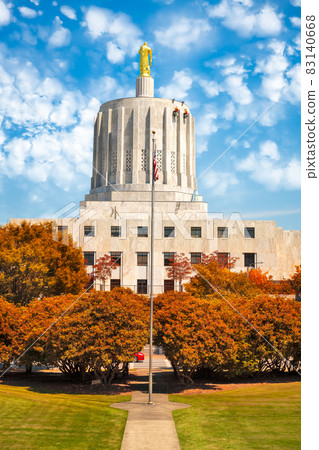 Salem, Oregon, USA at the State Capitol Salem, Oregon, USA at the State Capitol 83140668