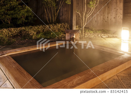 露天浴池溫泉形象檜浴溫泉情感源泉流淌形像素材 露天浴池溫泉形象檜浴溫泉情感源泉流淌形像素材 83142415