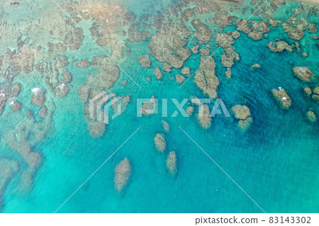 沖繩藍海的鳥瞰圖 沖繩藍海的鳥瞰圖 83143302