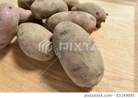 土豆紅月亮 土豆紅月亮 83149095