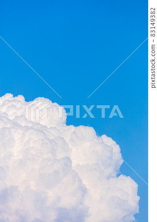 Tunnel cloud and blue sky Tunnel cloud and blue sky 83149382