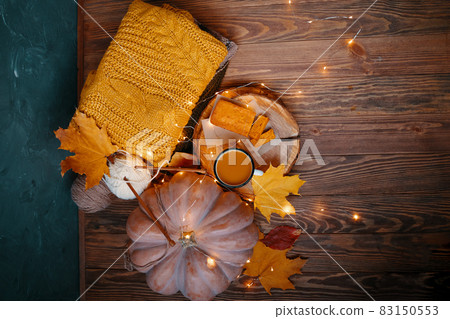 Top view of the autumn composition for postcards. Top view of the autumn composition for postcards. 83150553