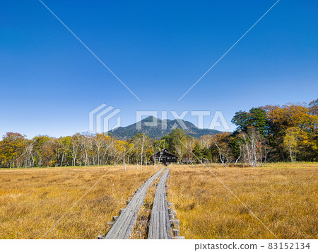 秋日尾瀨原遠眺樋內岳 秋日尾瀨原遠眺樋內岳 83152134