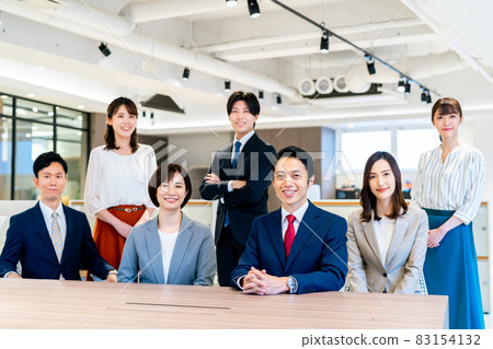 辦公室工作人員拍攝合作:WEEK Shibadaimon(Sun Frontier Fudousan) 辦公室工作人員拍攝合作:WEEK Shibadaimon(Sun Frontier Fudousan) 83154132