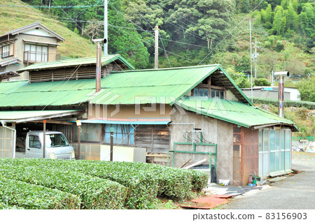 A tea factory 83156903