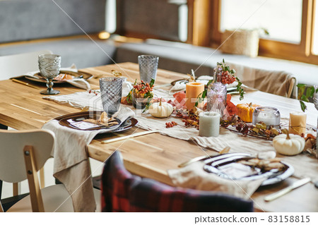 Beautiful autumn decoration on the table 83158815