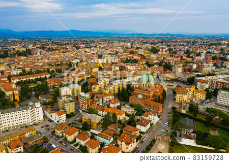 Udine cityscape with ossuary temple 83159728