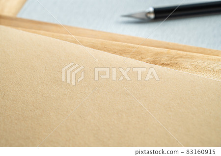 Sandpaper and cutter Sandpaper and cutter 83160915