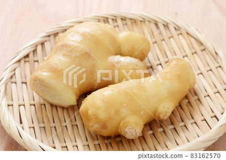 Root ginger 83162570