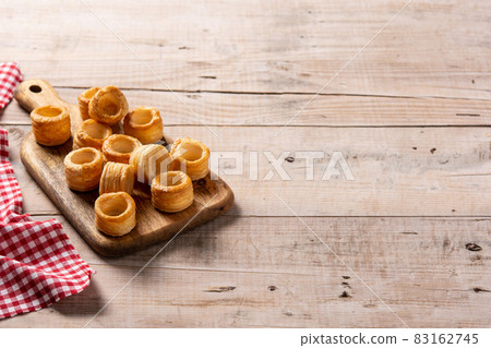 Traditional English Yorkshire pudding Traditional English Yorkshire pudding 83162745