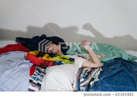 A man who loves clothes 83165985