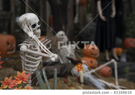 Halloween design skull decoration 83166616