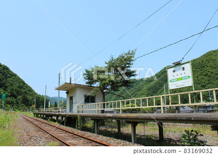 Iwaizumi Line Nakasato Station (Abandoned Station) Iwaizumi Line Nakasato Station (Abandoned Station) 83169032
