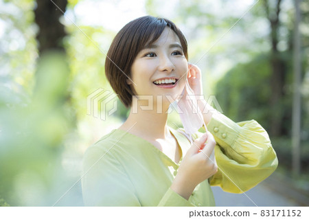 面具的女人 83171152