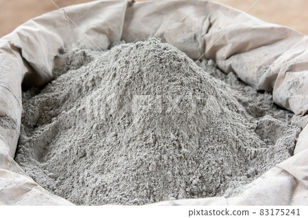 Cement powder in bag package 83175241