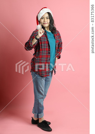 Merry Christmas Girl 83175366