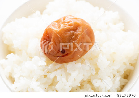 Honey plum (seasoned umeboshi) on rice. - Stock Photo [83175976] - PIXTA